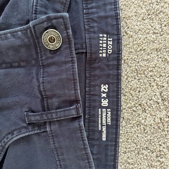 IZOD Men's Straight Tapered pants - Navy - Picture 1 of 4